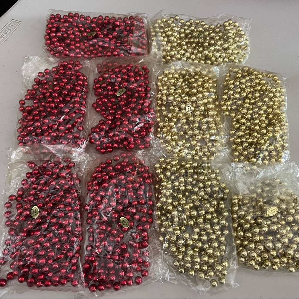 Red and Gold Beaded strands . Christmas tree beads. Made in China 10